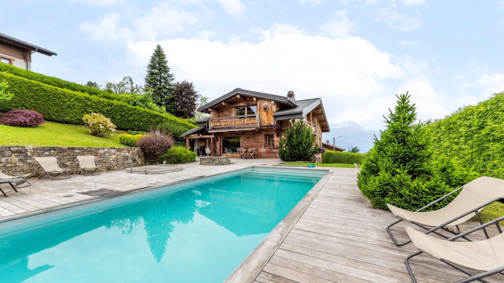 À propos 8 Location chalet à Saint-Gervais-les-Bains piscine